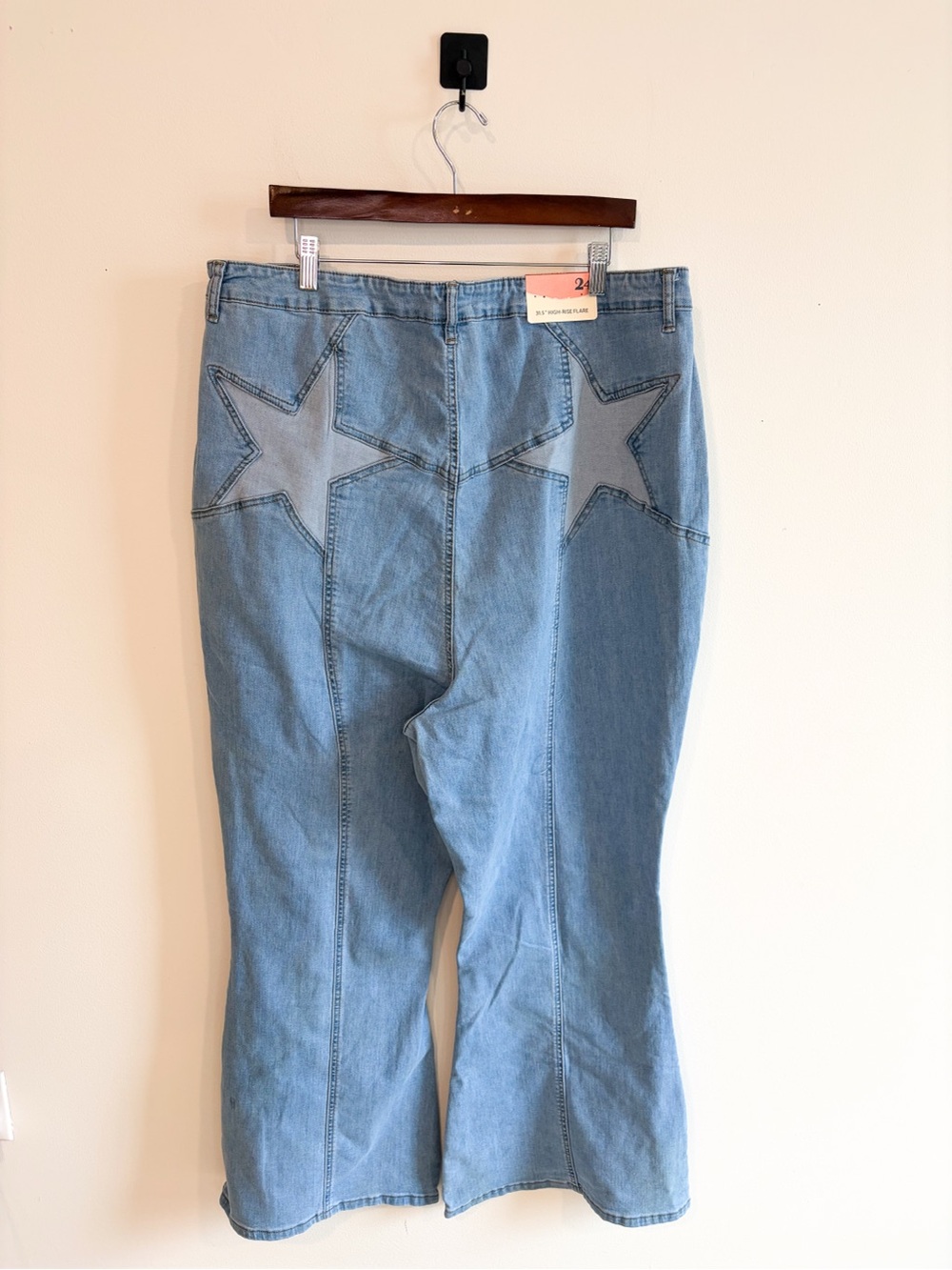 Arula Star Light Wash Denim Jeans Plus Size 24 NWT